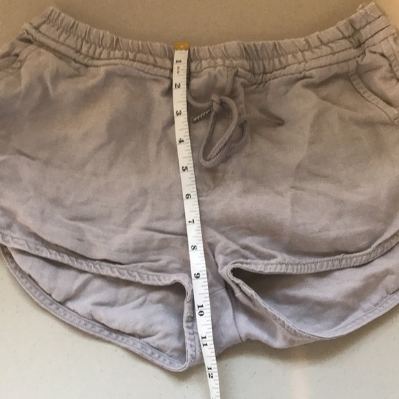Aritzia Community Habitus Short linen blend Distressed size small light gray - Picture 9 of 13